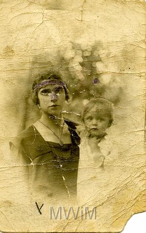KKE 007.jpg - Helena Orzechowska z córką Alicją, Zurne,  1924 r.